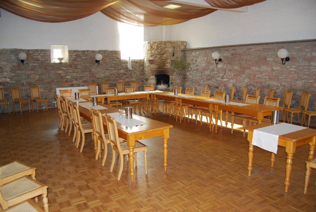 Landhotel St. Gereon Nackenheim ภายนอก รูปภาพ