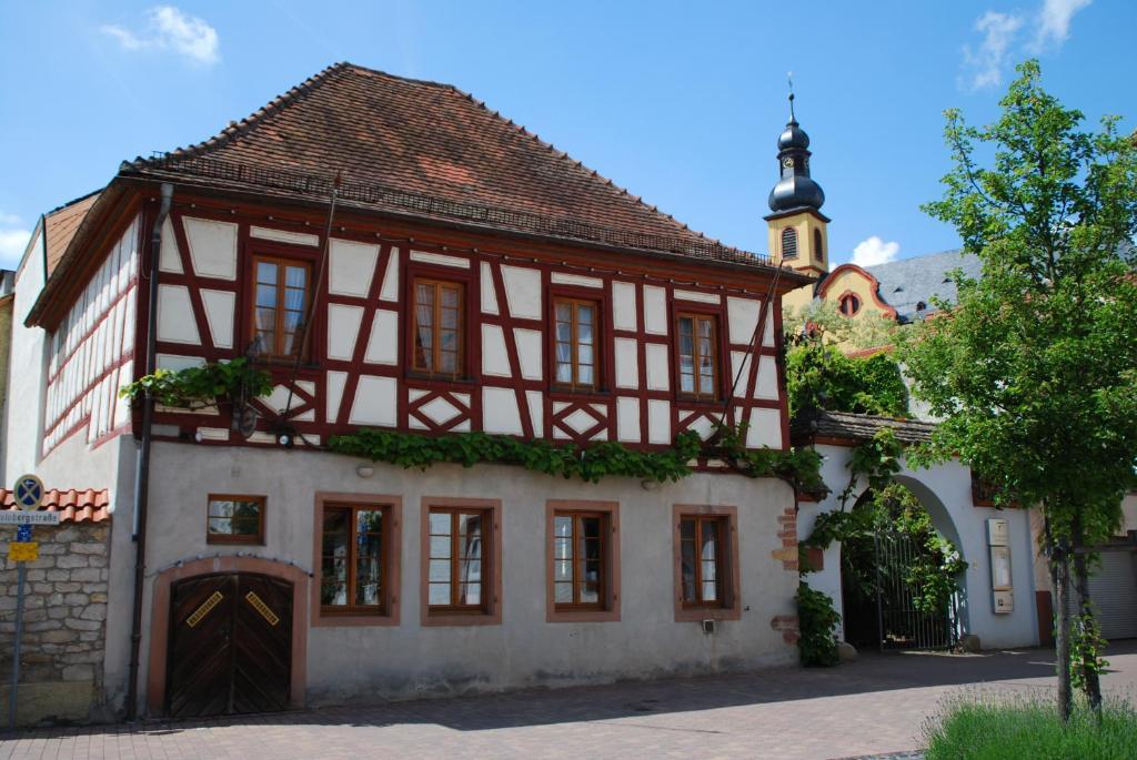 Landhotel St. Gereon Nackenheim ภายนอก รูปภาพ